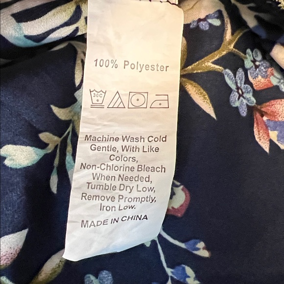 SHEIN Size Medium Blue Floral Sleeveless Dress With Slit On Right Side - Picture 3 of 7